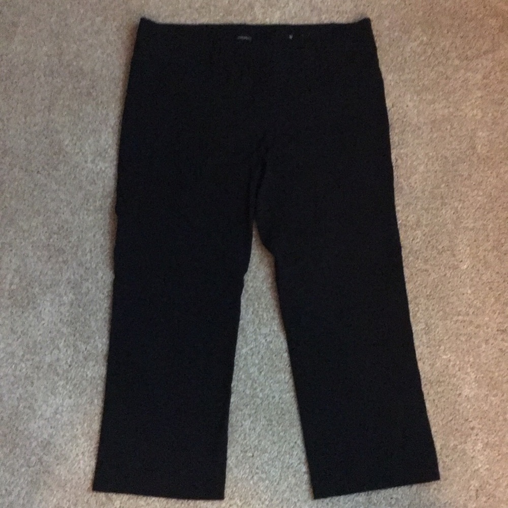 ‼️3/$10 Maurice’s smart crop slacks